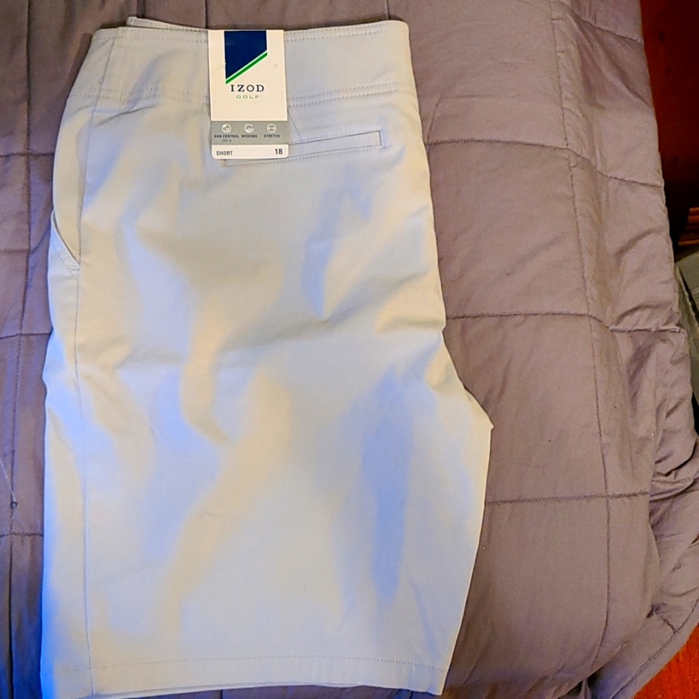 NWT Izod women's golf shorts